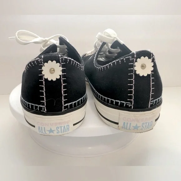 Chuck Taylor All Star Crafted Stitching Low Top - Size Womens 11.5 Men’s 9.5 - Picture 14 of 14